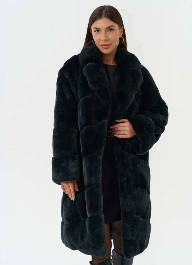 Шуба из меха кролика зеленого цвета модель № 28033 в рассрочку