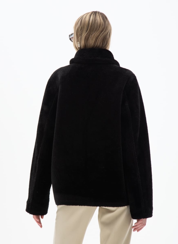 Женская двухсторонняя дубленка из эко кожи с английским воротником