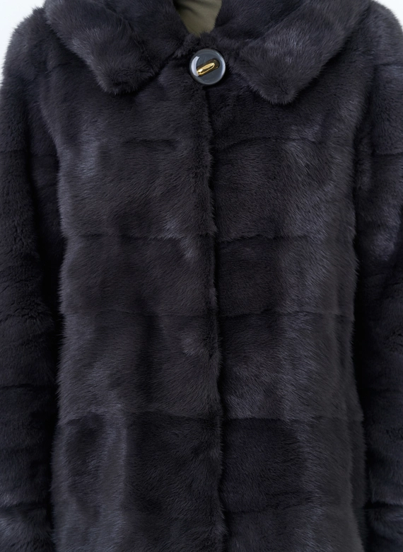 Куртка из меха норки с капюшоном