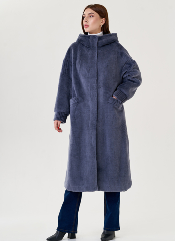 Женское пальто из шерсти с капюшоном 