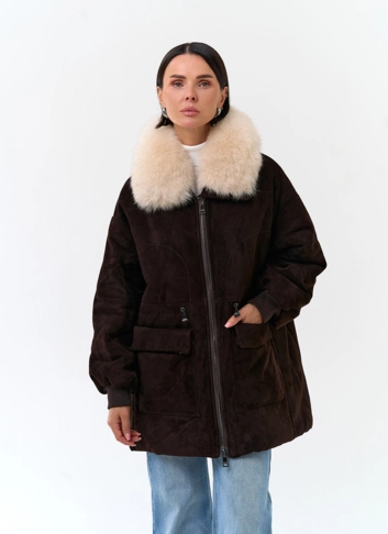 Женское полупальто из натуральной замши с воротником из меха песца фото