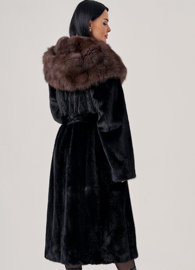 Шуба из норки с капюшоном  модель № 25003 в кредит