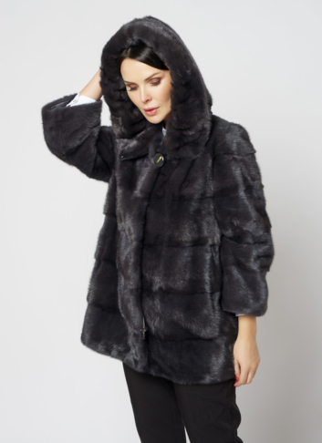 Норковая шуба в цвете графит с капюшоном Норковая шуба в цвете графит с капюшоном