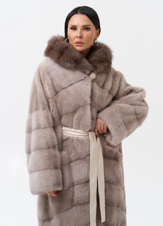 Длинная шуба из норки с капюшоном модель № 28128 универмаг малина