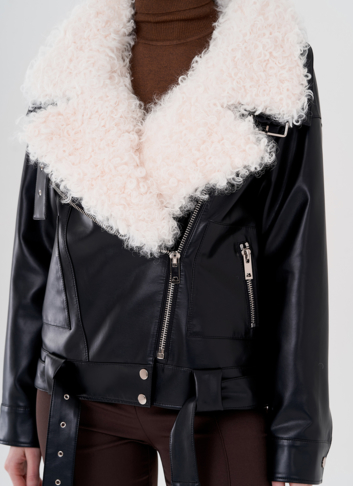 Куртка косуха на утеплении с отделкой натуральный козлик Куртка косуха на утеплении с отделкой натуральный козлик