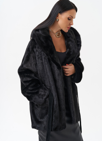 Женская норковая шуба с капюшоном 