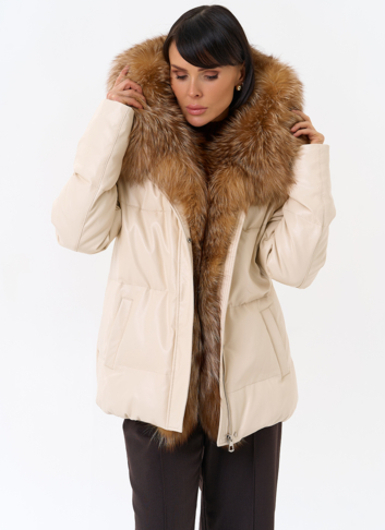 Женский пуховик из эко кожи с отделкой из натуральной лисы