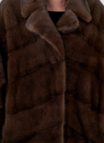 Шуба оверсайз с английским воротником