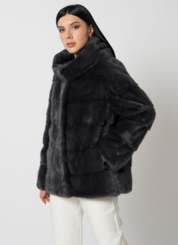 Куртка из меха норки с капюшоном Куртка из меха норки с капюшоном
