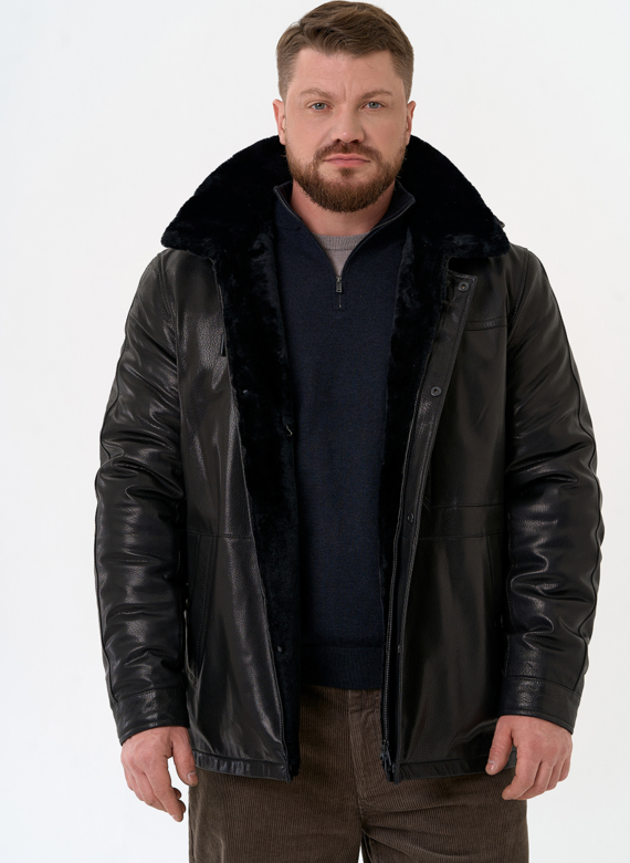 Мужская дубленка черного цвета с капюшоном