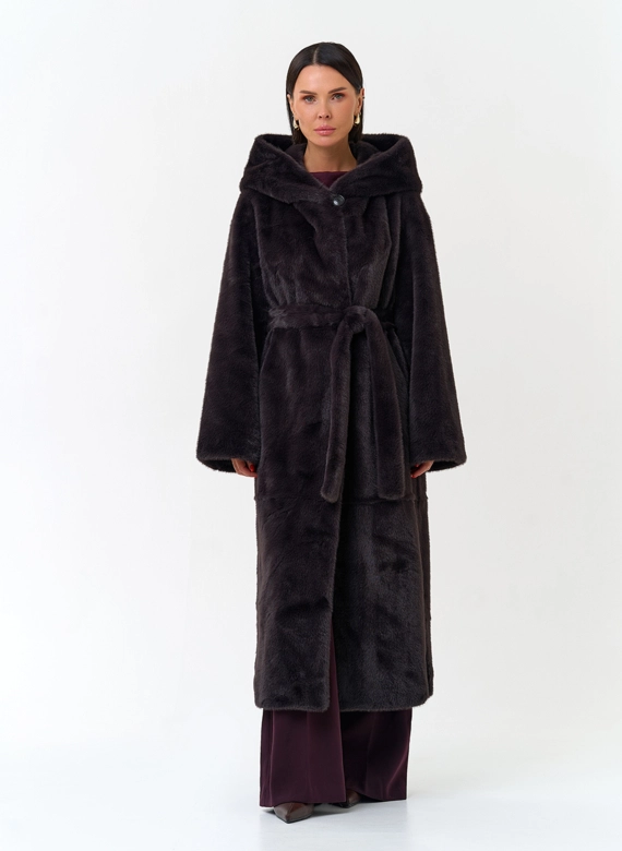 Женская шуба из эко меха с капюшоном фото