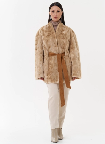 Женская шуба из скандинавской норки фото