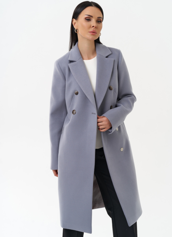 Женское двубортное пальто с поясом