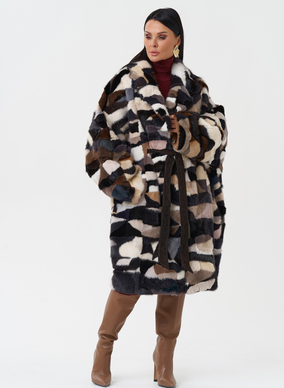 Шуба из меха норки с английским воротником