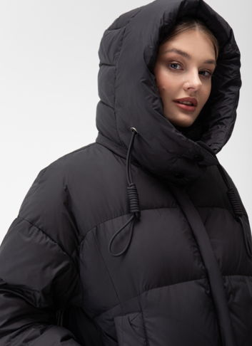 Женский пуховик с капюшоном 