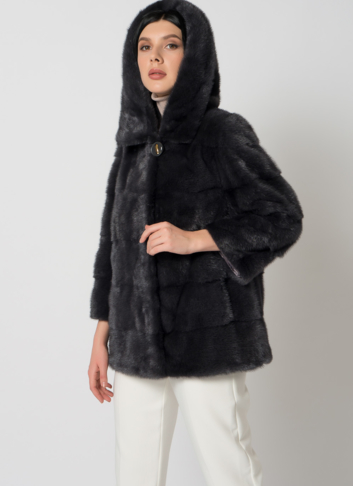 Куртка из меха норки с капюшоном Куртка из меха норки с капюшоном