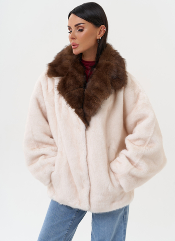 Женская куртка из эко меха